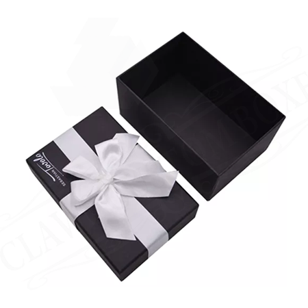 custom-black-gift-boxes-wholesale